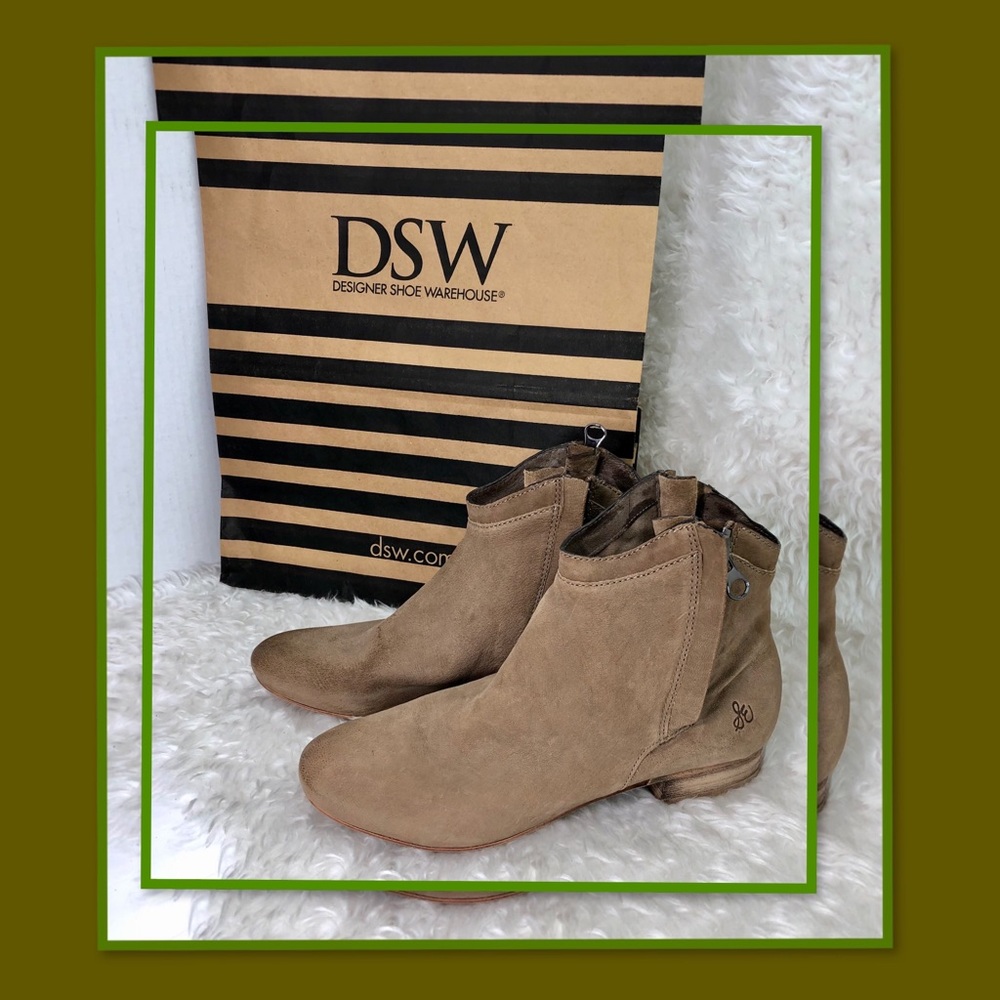 SAM ELDERMAN WOMENS CODY BOOTIE  8.5